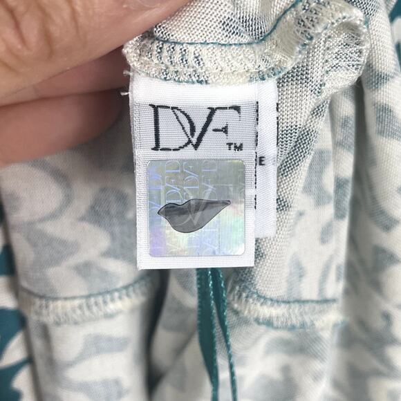 Diane Von Furstenberg Reina Long Sleeve Shift Dress 100% Silk Classic Size 8 - Picture 12 of 14